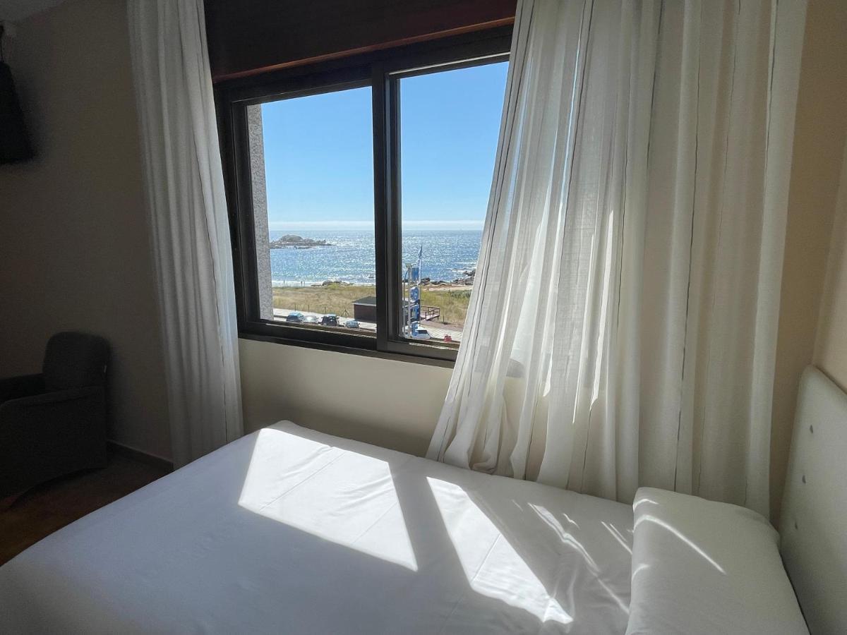 Playa de la Lanzada Hotel Delfin Azul מראה חיצוני תמונה