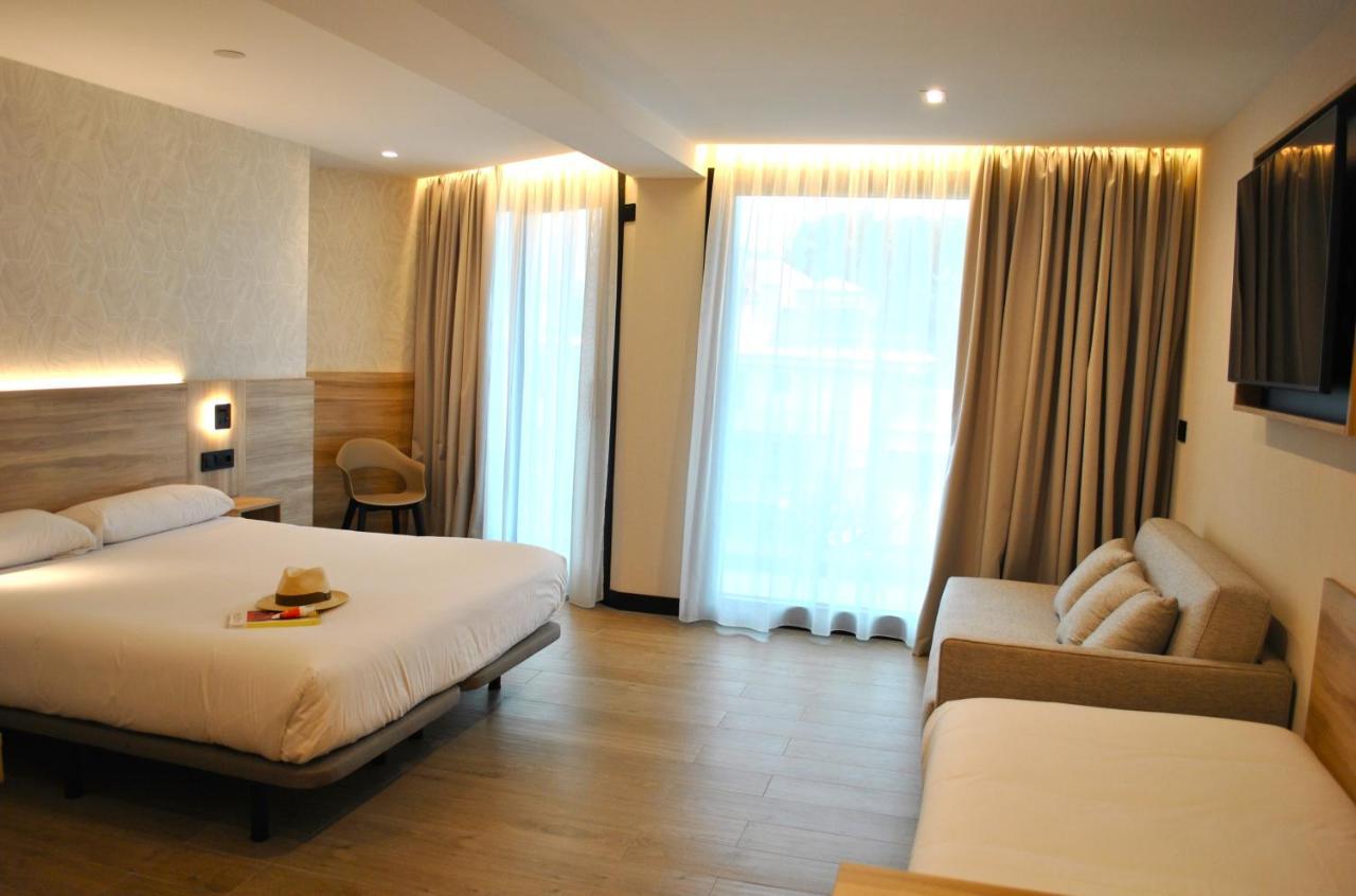 Playa de la Lanzada Hotel Delfin Azul מראה חיצוני תמונה